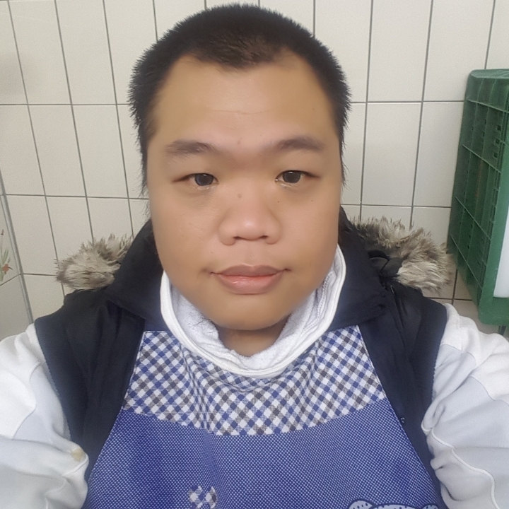 黑熊的第一张照片--嘉义上门女婿服务网
